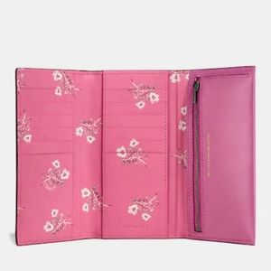 Slim Trifold Wallet With Floral Bow Print Interior